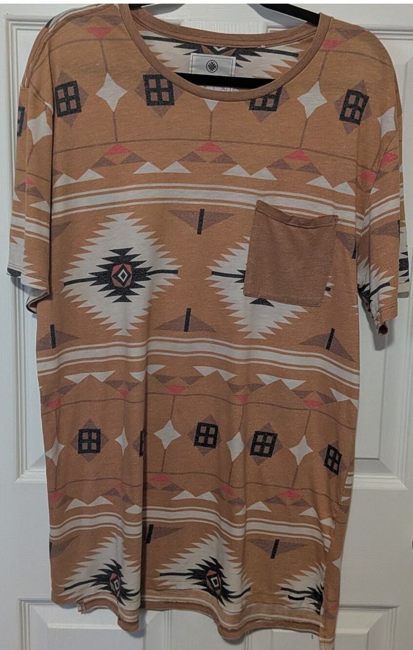 On The Byas PacSun Mens XL Southwestern Aztec Print Pocket T-Shirt Boho Skater